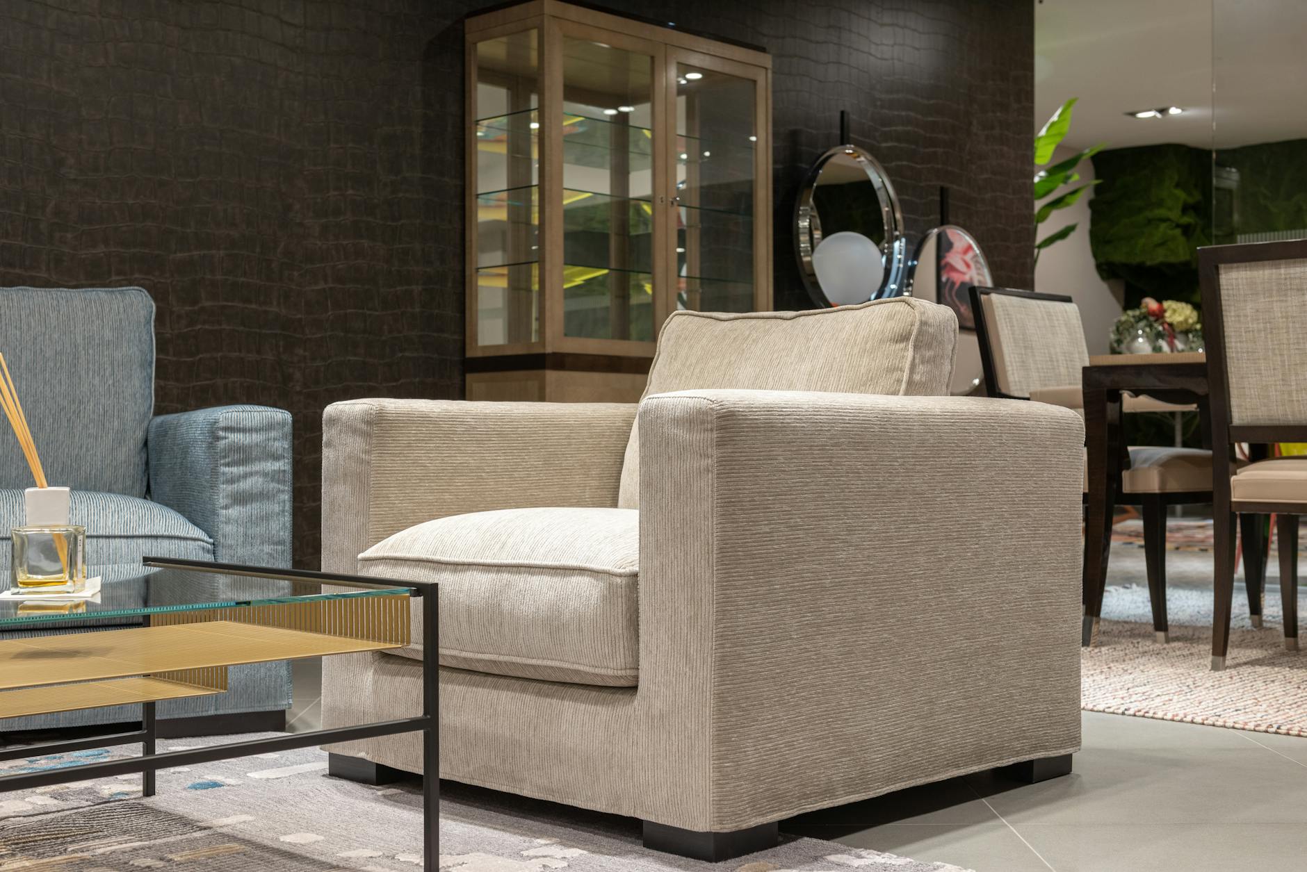 Oslo & Oak Wildhaven Comfort Armchair