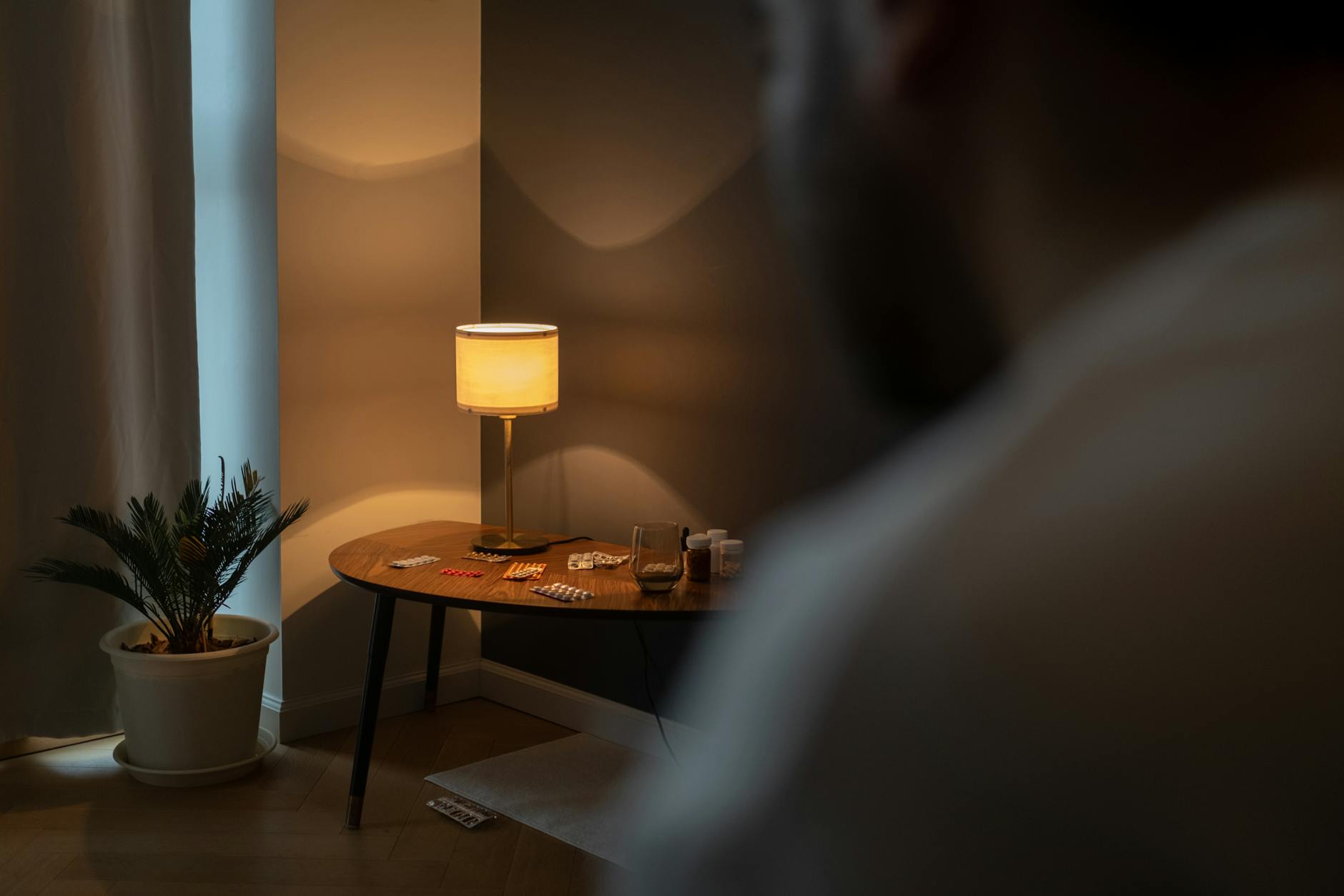 Atelier Kemp Lyon Wide Table Lamp