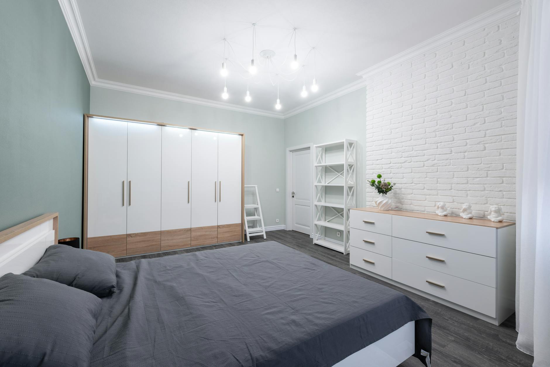 Hägelund Brixton Wide Chest