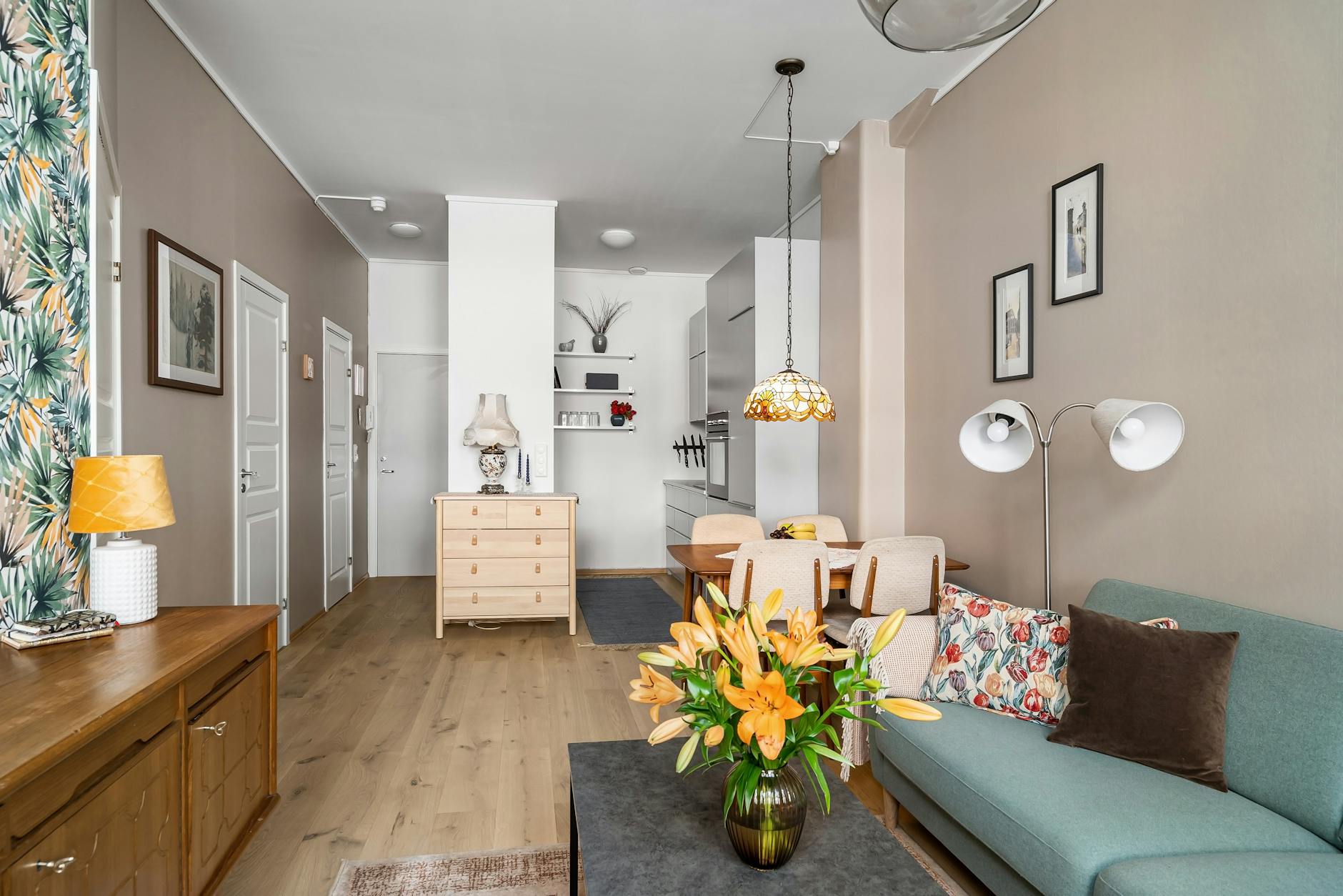 Hägelund Granada Wide Floor Lamp