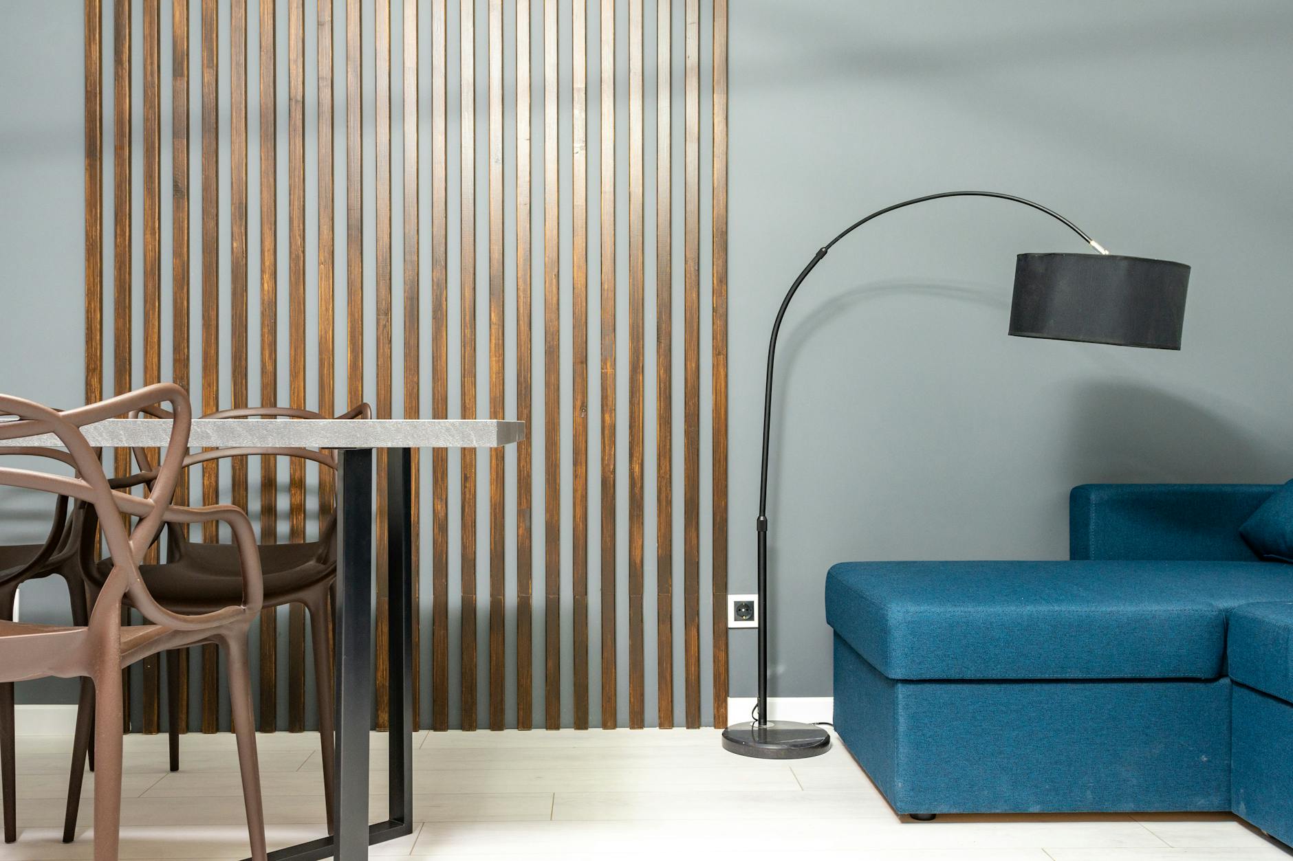 Northvik Tribeca Extendable Floor Lamp