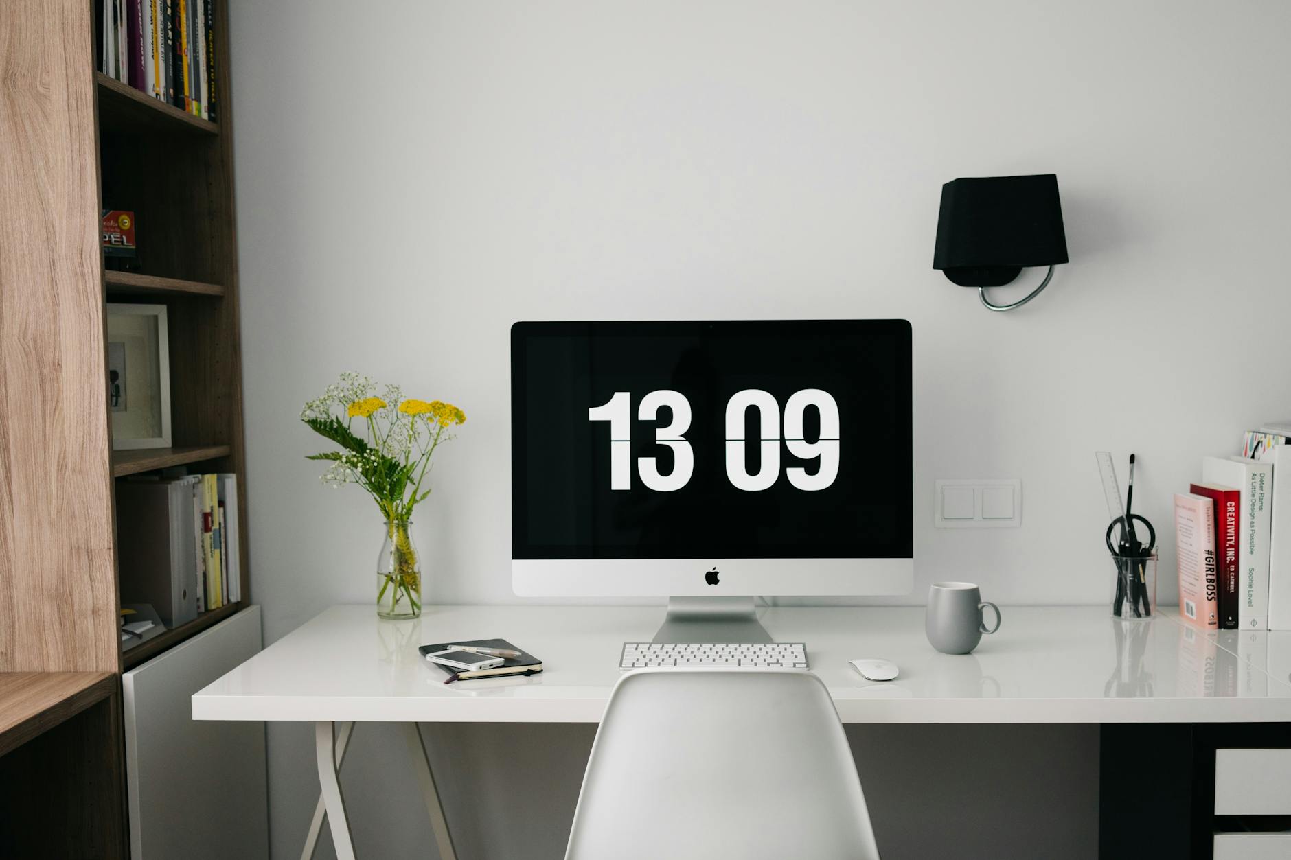 Northvik Provence Extendable Desk