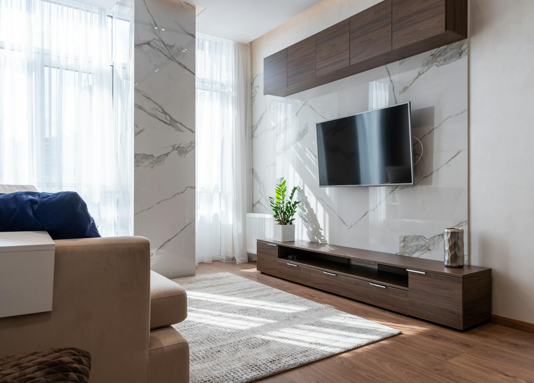 Northvik Pine Ridge Tall TV Unit
